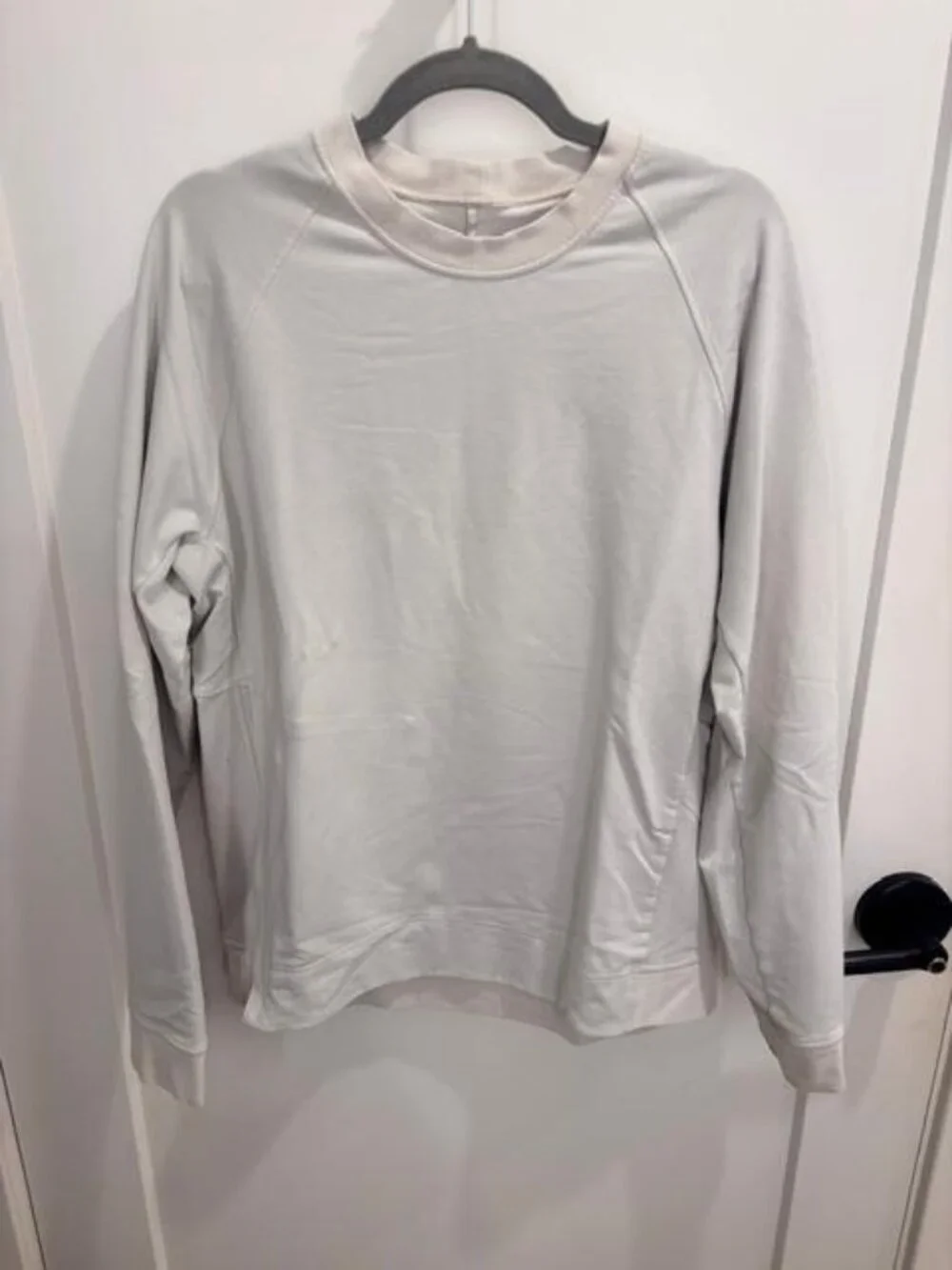 LULULEMON - Mens Sweatshirt with size zipper vent and hidden pocket